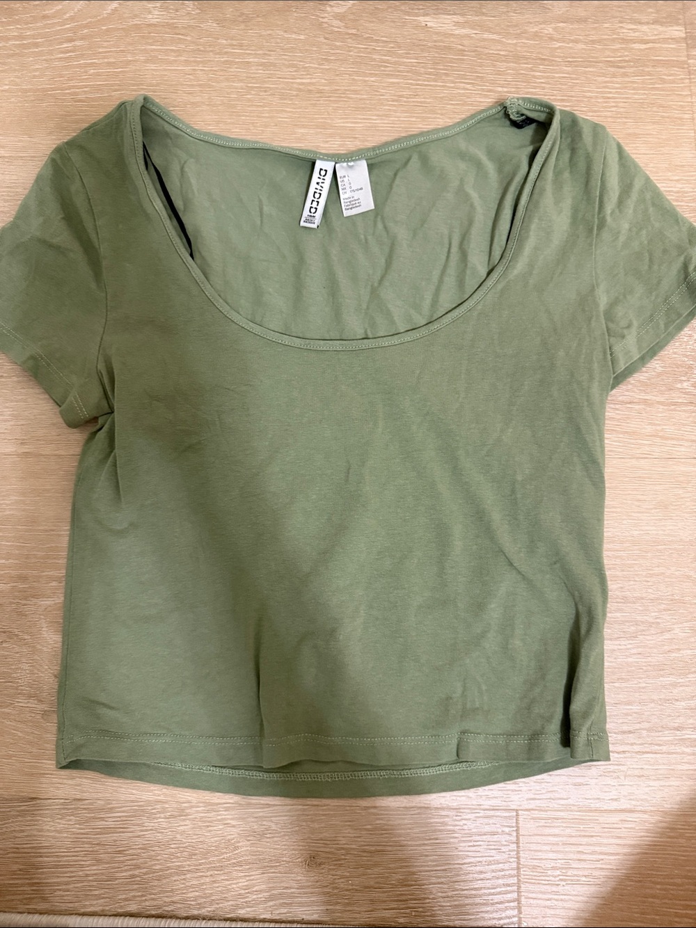 Silky Scoop Neck Crop Tee - Olive Green